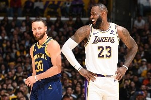 各隊常規(guī)賽出場第一都是誰？詹庫喬上榜??科佛司機演繹一人一城