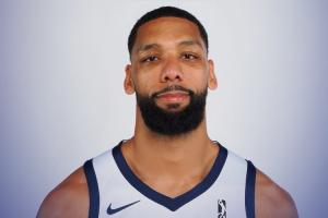 回NBA了！Haynes：29歲前探花奧卡福將和步行者簽下一份10天合同