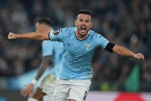 迪馬：拉齊奧就續(xù)約1年和37歲佩德羅對話，后者將做出決定