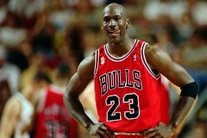 巴特勒生涯5000球第241??詹姆斯距榜首還差552球 前十全是大神