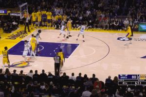 Skip：勒布朗對(duì)抗著隔扣了馬威 可惜他從來沒參加過一次扣籃大賽