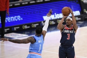 都處巔峰三人怎么選？蒂格：首發(fā)阿里納斯、替補(bǔ)沃爾、裁掉比爾