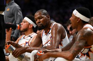 太陽三巨頭均砍20+！武切維奇：他們今天狀態(tài)都很火熱 打得非常好