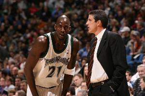 球衣退役也有戲了？隊記：森林狼正式易主后 KG將立即加入管理層