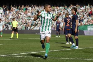 巴媒：帕爾梅拉斯能否簽下羅克，關(guān)鍵在于巴薩是否能說服西甲放行