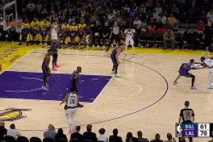 Skip：到目前為止 歐文一直在說“我還在達(dá)拉斯呢”