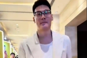 白色西裝！張寧：今日穿搭我給自己打100分 老婆送給我的生日禮物