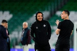 貝蒂斯體育總監(jiān)：羅克堅持要求回巴西，所以我們將這筆交易貨幣化