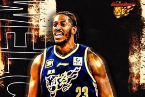 羊城晚報(bào)：廣東男籃集齊五外援 明天對(duì)陣遼寧將迎來(lái)一場(chǎng)大考