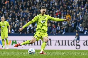 記者：法蘭克?？紤]夏窗簽斯塔赫，但預(yù)計霍芬海姆將索要高額費用