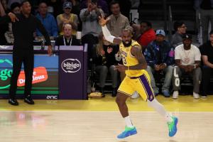 紀(jì)錄收割機??詹姆斯斬獲常規(guī)賽第1001勝 追平鄧肯升至歷史第三