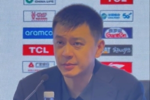 楊鳴：還有很多東西需要磨合 一步一個(gè)腳印 把最后8場常規(guī)賽打好