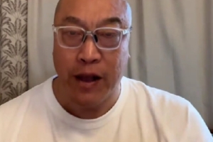 馬?。嚎齑@個賽季的比賽能看出 哈登本不想當老大但被逼成老大