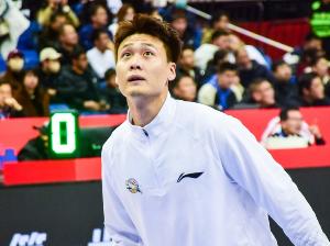 疆粵大戰(zhàn)大名單：趙睿齊麟阿不都徐杰胡明軒領(lǐng)銜 4外援VS4外援