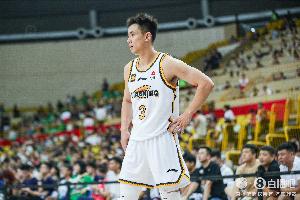趙繼偉連續(xù)三分力挽狂瀾 無奈隊(duì)友支持不足 無法限制同曦青春風(fēng)暴