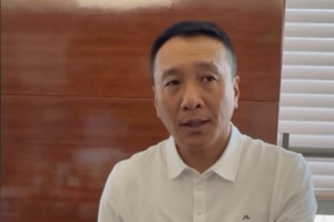 李群：跟小崔溝通后認為他受傷主要是因疲勞 18天12賽+疲勞的航程