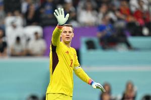 圖片報：若26年世界杯前遇傷病困境，德國隊仍有可能召回諾伊爾