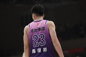 值得更多機(jī)會(huì)！陳國(guó)豪17分鐘5中4貢獻(xiàn)14分 罰球5中5