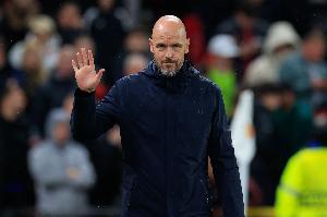 ??意甲再就業(yè)？英媒：滕哈赫非?？释麍?zhí)教尤文