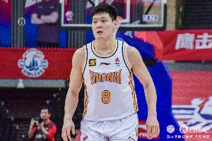 下半場沒發(fā)揮！張寧上半場5中4拿12分&下半場5中1僅拿2分