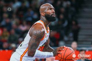 盡力了！多米尼克-瓊斯17中10空砍30分7板5助3斷