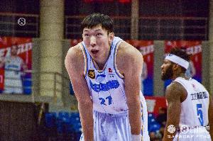 北京VS浙江大名單：周琦曾凡博吳前領(lǐng)銜 陳盈駿程帥澎在列