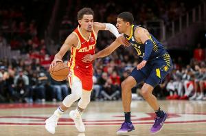 蒂格：特雷-楊傳球比哈利伯頓好 他個(gè)子更矮還能傳有風(fēng)險(xiǎn)的球