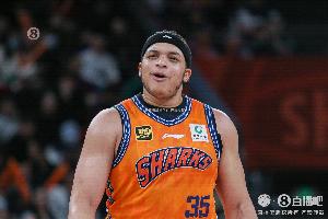 洛夫頓下半場遭棄用！瓊斯：上?？赡苄枰?有一位MVP下半場沒打