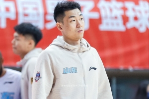 高詩巖：作為隊(duì)長有很大責(zé)任 希望球隊(duì)里的部分球員去珍惜機(jī)會