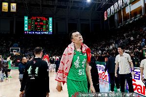 付政浩：遼籃內(nèi)線后繼無人 單靠大韓曉旭難保持高強度的攻守狀態(tài)