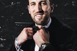 打破無冠魔咒！凱恩此前采訪曾表示，本賽季開始會贏得很多冠軍