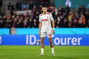 慘??圖片報(bào)：科隆前鋒遭毆打致鼻子骨折，恐無(wú)緣末輪升甲關(guān)鍵戰(zhàn)