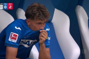 ??比紹夫霍芬海姆告別戰(zhàn)落淚，今夏將自由身加盟拜仁