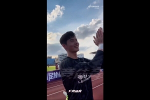 感謝你們，感謝廣州！霍深坪賽后向廣州球迷謝場