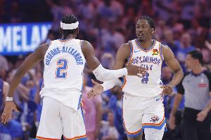 老東家！喬治：西決我選雷霆?jiǎng)俪?他們有太多的武器了