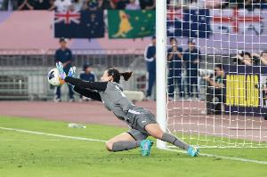 肖赧：換門一般是足壇大忌，但中國(guó)女足兩次大賽經(jīng)典換門都獲奇效