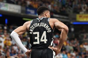 喬治：字母哥是那種老一輩想在一支球隊(duì)終老的球員 他不會離開！