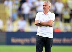 穆帥談歐聯(lián)杯：孫興慜捧杯喜極而泣令人動(dòng)容，但我永遠(yuǎn)熱愛曼聯(lián)