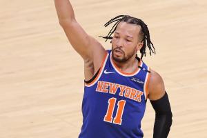 布倫森單年季后賽10次30+進(jìn)后衛(wèi)眾神殿！比肩喬丹科比庫里AI等人