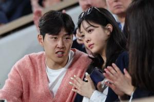 人生贏家??李剛?cè)?年7冠，追到韓國億萬富翁財閥千金“白富美”