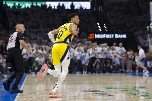 ??這也能贏？步行者全場24次失誤 比雷霆多了18次啊！