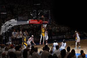 ??無敵逆天！哈利伯頓最后2分鐘追平&反超球15中13 命中率86.7%