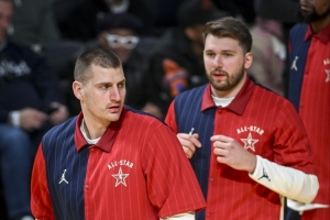 全明星美國(guó)vs世界？特雷-楊：那比賽會(huì)一邊倒 世界隊(duì)能打的就幾個(gè)