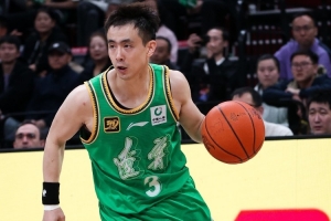 段冉：趙繼偉、孫銘徽、李添榮、李弘權(quán)落選男籃集訓名單有些遺憾