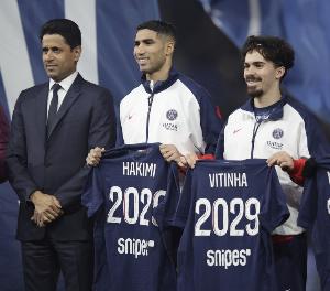 摩洛哥主帥：非洲人+后衛(wèi)身份不利于阿什拉夫爭金球 我心中他前三