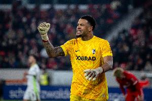 阿圖伯魯：成為德國隊(duì)首位黑人門將會(huì)很特別，現(xiàn)在是好時(shí)機(jī)