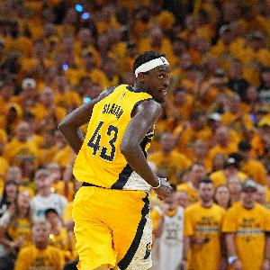 西卡談失誤減少：持球時(shí)更穩(wěn)健了 選擇簡(jiǎn)單傳球不把事情復(fù)雜化