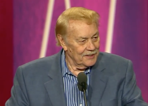 巴斯家族時(shí)代落幕：回顧湖人從Showtime時(shí)代到百億豪門的輝煌歷史