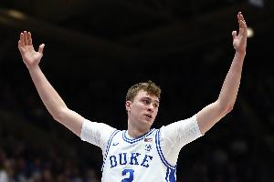 揭秘弗拉格的樂透抽簽夜體驗：數(shù)月預案全推翻 經紀人告誡要鎮(zhèn)定