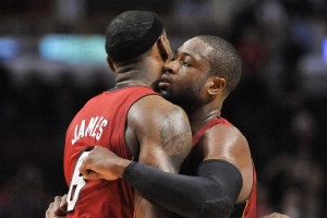 韋德：我是熱火隊(duì)史最佳 但老詹是穿過(guò)熱火球衣的球員中最出色的